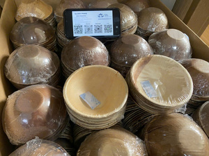 Assiettes en feuilles de palmier jetables, best-sellers pour la restauration, les événements, les buffets et le service de nourriture au Vietnam - Product Image 5