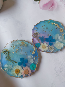 Ensemble de sous-verres en résine époxy avec effet océan, cadeau décoratif, meilleure couleur de résine époxy et design doré, idéal pour les fêtes - Product Image 3