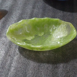 Cuenco de Resina Hecho a Mano con Diseño de Olas Marinas - Cuenco Decorativo Moderno de Estilo Costero para Sala de Estar y Decoración de Mesa de Centro - Product Image 6