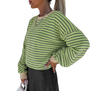 Sudaderas para mujer hechas con material 100% algodón, tela totalmente transpirable y de secado rápido. - Product Image 3