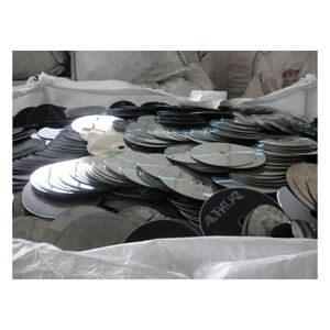 Recursos de medios ópticos clasificados, incluyendo restos de DVD, ofrecidos para compra a granel con embalaje para exportación y manejo de origen. - Product Image 1