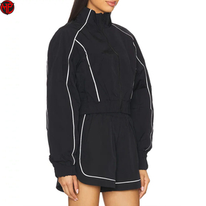 Conjunto Deportivo de Chaqueta y Pantalones Cortos para Mujer, con Cierre, Diseño de Rayas en Contraste, Ropa Deportiva Informal de Dos Piezas - Product Image 4