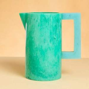 Smooth Handcrafted Resin Jug <b>for</b> Daily Use BPA-Free Fruit <b>Infusion</b> Pitcher Minimalist Design Style <b>for</b> Parties - Product Image 1