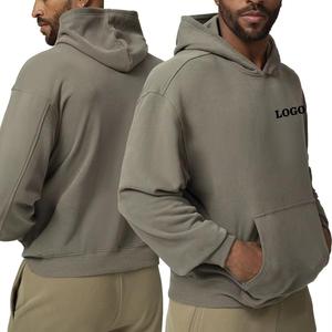 Sweat à capuche d'entraînement professionnel – Équipement sportif durable et ajustement sécurisé - Product Image 1