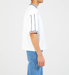 เสื้อยืดผู้ชายพิมพ์โลโก้ตามสั่งเสื้อยืดผ้าฝ้ายเนื้อวัสดุ OEM สำหรับผู้ชายสไตล์สตรีทแวร์แบบลำลองทันสมัย - Product Image 4