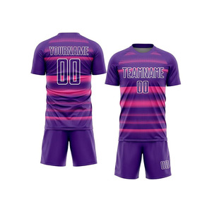 Uniforme de Fútbol Personalizado al por Mayor, 100% Poliéster, de Alto Rendimiento, Secado Rápido y Transpirable, con Logotipo Personalizado para Equipo - Product Image 5