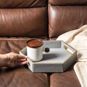 Plateau de service en similicuir avec logo personnalisé, plateaux décoratifs en similicuir pour apéritifs, plateau de présentation en bois naturel MDF et similicuir - Product Image 4