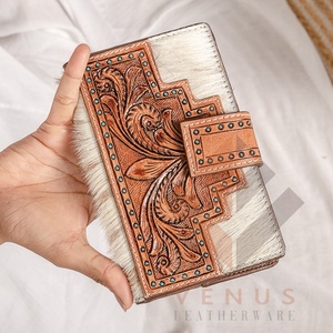 LW Western Stylish Hair On Hide Brown Tooled Fur Leather Clutch Mujeres Diseñado Monedero Venta caliente Tooled Leather Wallet - Product Image 1
