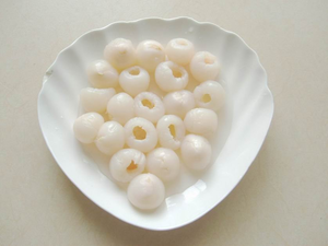 Premium Canned Peeled Lychee in <b>Light</b> Syrup Ready-to-Eat Tropical Fruit for Retail Foodservice and Export Markets - Product Image 6