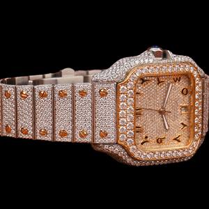 Reloj de Regalo para Chicas con Caja Cuadrada Impresionante Personalizada, Esfera con Números Arábigos y Diamantes de Moissanita en Dos Tonos - Product Image 4