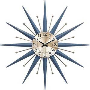 Reloj de Pared Moderno con Diseño de Estrella Azul, Reloj Decorativo de Metal de Mediados de Siglo, Adorno de Diseño de Lujo - Product Image 1