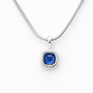 Classic Fine Jewellery 14K White Gold 1.09ct Blue Sapphire Lab-Grown D-G/VS Diamond Halo Setting IGI Certified Necklace - Product Image 3