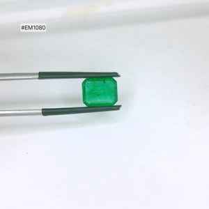 Approvisionnement en gros 2026 : Pierre précieuse émeraude de forme octogonale de Zambie, 9,80x7,90x4,00mm, 2,46ct, pour collections de bijoux de créateurs sur mesure - Product Image 2