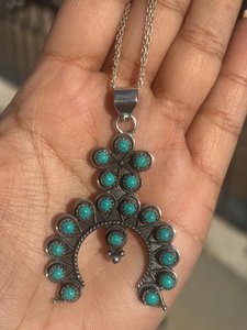 Collier avec pendentif en turquoise véritable, plaqué argent 925, bijoux western Navajo faits à la main - Product Image 5