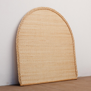 Tête de lit en rotin tressé demi-lune, taille king size, vente en gros, pour la décoration de chambre - Product Image 1