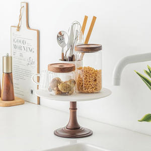 Support à gâteau en bois de conception antique support de piédestal d'affichage de gâteau rond en bois d'acacia naturel pour la décoration de la maison et la fête d'anniversaire - Product Image 6