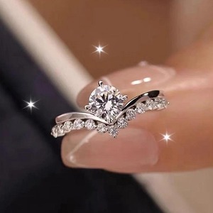 Bague en diamant de bonne qualité pour femme, bijou de fiançailles classique, bague de mariée étincelante pour demande en mariage, anniversaire, en vente - Product Image 6