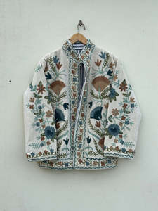 Chaqueta de terciopelo para mujer, talla única, con bordado Suzani hecho a mano, estilo bohemio, moda india, diseño de manga larga. - Product Image 2