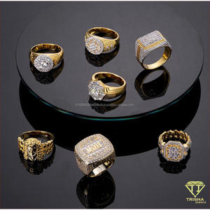 Anillo Religioso de Lujo en Plata de Ley 925 con Diamantes Cultivados en Laboratorio y Detalles de Piedras Brillantes para Mayoristas de Joyería - Product Image 6