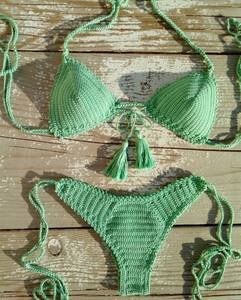 Ensemble de bikini crochet à taille haute en menthe avec pompons - Product Image 3