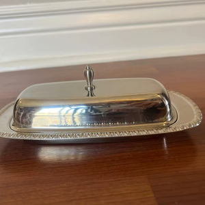 Beurrier de luxe en acier inoxydable avec couvercle – Rangement moderne pour la cuisine - Product Image 1