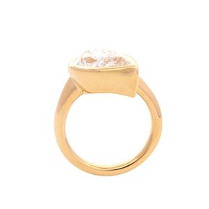Bague solitaire de luxe en or jaune 14K avec diamant de laboratoire taille poire ancienne de 2,5 carats certifié IGI, sertie clos, et alliance assortie - Product Image 6