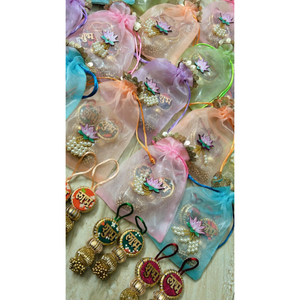 ถุงผ้าไหมแก้วพร้อมถุงใส่ชิวลาบห์ลาเต้ | กระเป๋าของขวัญคืนแต่งงานแบบดั้งเดิมของชาวอินเดีย - Product Image 2