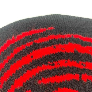 Gorro de Invierno Personalizado de Alta Calidad con Estampado Jacquard de Calavera Gótica y Diseño de Vaca, Forrado de Satén en el Interior - Product Image 2