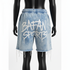 Shorts en molleton de coton premium 320 GSM bleu clair délavé, ourlet effiloché, logo personnalisé imprimé, pour femme - Product Image 6