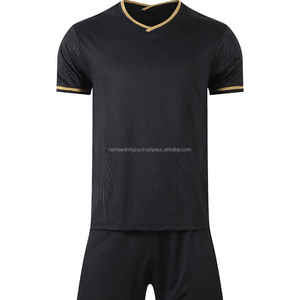 ชุดเสื้อฟุตบอลแบบซับลิเมชั่น ชุดกีฬาฟุตบอลแบบ unisex กางเกงขาสั้นระบายอากาศ เสื้อซ้อมฟุตบอล เสื้อผ้ากีฬาฟุตบอลแบบกำหนดเอง - Product Image 1