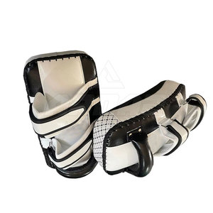 Pad thaïlandais d'entraînement fiable avec une conception renforcée robuste et un pad thaïlandais durable pour des performances longue durée - Product Image 3