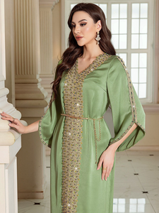Abaya de luxe AN10950 Dubaï pour femme, Kaftan perlé, Robe musulmane en mousseline ceinturée, Robe de soirée pour l'Aïd et mariage, Vente en gros - Product Image 1