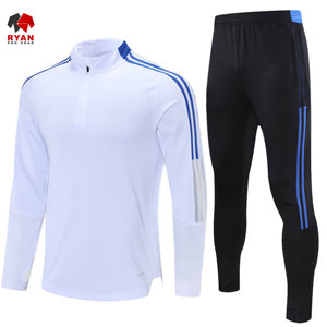 Chándal de diseño personalizado Ryan Pro Gear para hombre, tela cómoda y transpirable con cierre de cremallera y logotipo personalizado. - Product Image 2