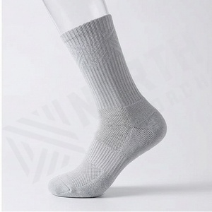 Women <b>Tight</b> Compression Polyester Nylon Running Socks Athletic Sports Support Breathable Moisture Wicking Pro Customized Color - Product Image 3