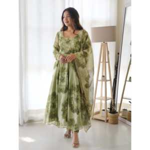 ชุดสูท Aayna Clothing Garden Grace ไซส์ XS - Product Image 1