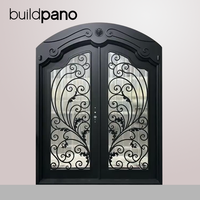 Porte antivol en fer forgé pour entrée de villa et extérieur de hall, au design moderne du milieu du siècle et à la structure solide et artisanale