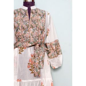 เดรสลำลองทรงเอไลน์ คอวี แขนพอง ลายพิมพ์บล็อกด้วยมือสำหรับผู้หญิง ไซส์พลัส กระดุมผ่าหน้า ความยาวระดับข้อเท้า เอวธรรมชาติ - Product Image 4