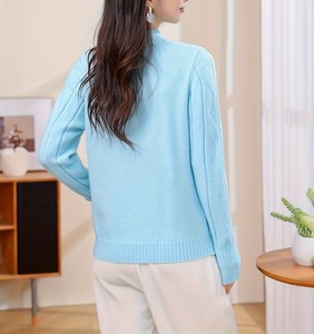 เสื้อคาร์ดิแกนไหมพรมคอเต่าแขนยาวทรงเข้ารูปสำหรับผู้หญิง สีพื้น แต่งลายดอกไม้ด้านหน้า สไตล์ลำลอง เหมาะสำหรับฤดูหนาว - Product Image 2