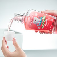 Dr. Papie Enfants Bain de Bouche Naturel Pêche 2+ Sans Fluorure Sans Danger pour la Glutteur Rafraîchisseur d'Haleine Élimine la Plaque, les Restes Alimentaires et les Bactéries Doux