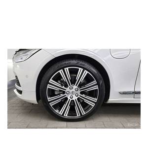 Para Volvo S90 T8 AWD Ultimate, Modelo de Julio de 2023, 43,979 km, Volante a la Izquierda, Caja de Cambios Automática, Asientos de Cuero, Cámara Trasera - Product Image 5