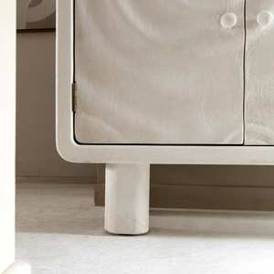 Aparador de 3 puertas Vandana Stellar Altis en madera blanca con efecto hormigón - Product Image 5