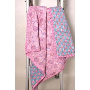 Manta de Bebé Hecha a Mano de Algodón, Colcha Floral Reversible, Ropa de Cama Suave para Niños Pequeños, Regalo Boho para Guardería - Product Image 2