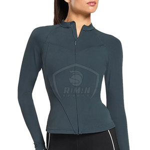 Veste de sport pour femme avec fermeture éclair et tissu doux, idéale pour la gym et les activités de plein air, avec logo imprimé et couleur unie - Product Image 5