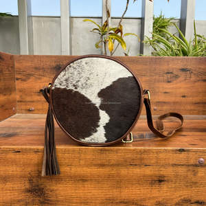 Nouveau Style occidental cheveux sur cacher fourrure cuir rond cantine sac haute qualité à la mode fourrure cuir fermeture éclair circulaire fronde sacs - Product Image 3