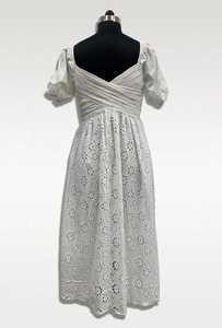 Vestido Midi Boho Blanco con Bordado Floral Calado, Manga Abullonada, Escote Corazón, Corte A y Ajuste Holgado, Vestido Casual de Verano - Product Image 2