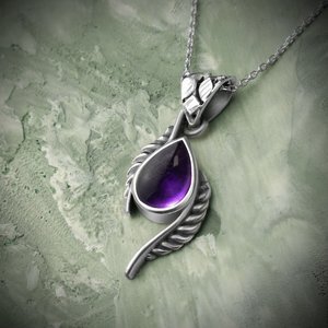 Pendentif Feuille d'Améthyste Plaqué Or Fait Main, Monture en Argent Sterling 925, Bijoux de Fiançailles, Exportateur OEM Inde - Product Image 2