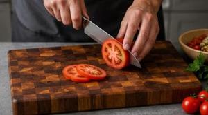 Tabla de Cortar de Madera Natural Resistente, Tabla de Cocina Hecha a Mano para Preparar Alimentos, para Verduras, Frutas, Carne y Queso - Product Image 4