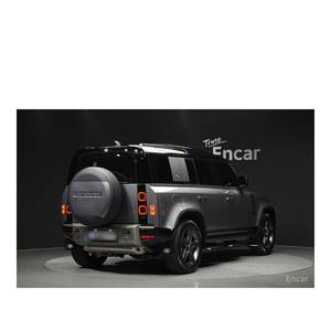 Land Rover Defender 110 P300 X-Dynamic SE 2024, 9 Millas, Caja de Cambios Automática, Volante a la Izquierda, Cámara Trasera - Product Image 2