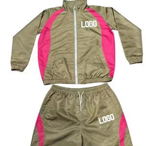 Ensemble de survêtement coupe-vent léger personnalisé en nylon avec veste et pantalon à bandes réfléchissantes et fermeture éclair, imprimé, pour le jogging - Product Image 1