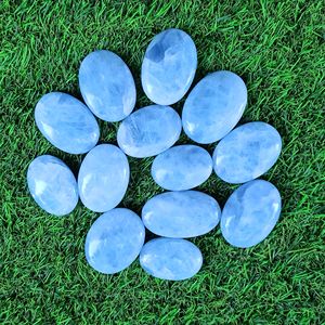 Piedra de Calcita Azul Natural Chakralume, Ovalada, Pulida a Mano, para Meditación, Reiki, Terapia de Energía de Chakras - Product Image 2